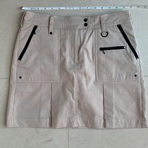 NWOT Size 2 Khaki GG Blue Lux Sport Golf Skort with attached shorts